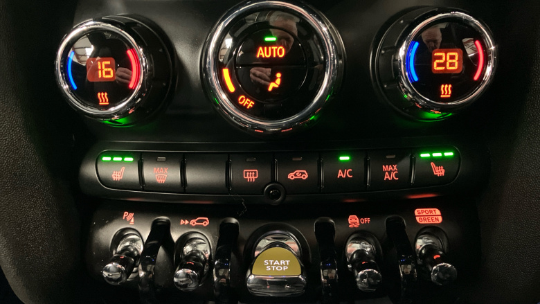 MINI Hatchback 1.5 Cooper Exclusive II 5dr Auto Petrol Hatchback